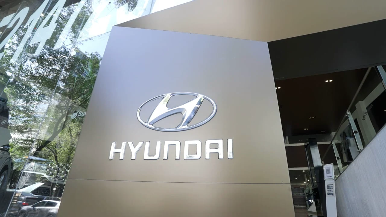 Hyundai Contigo corporate video produced by ZerezoFilms