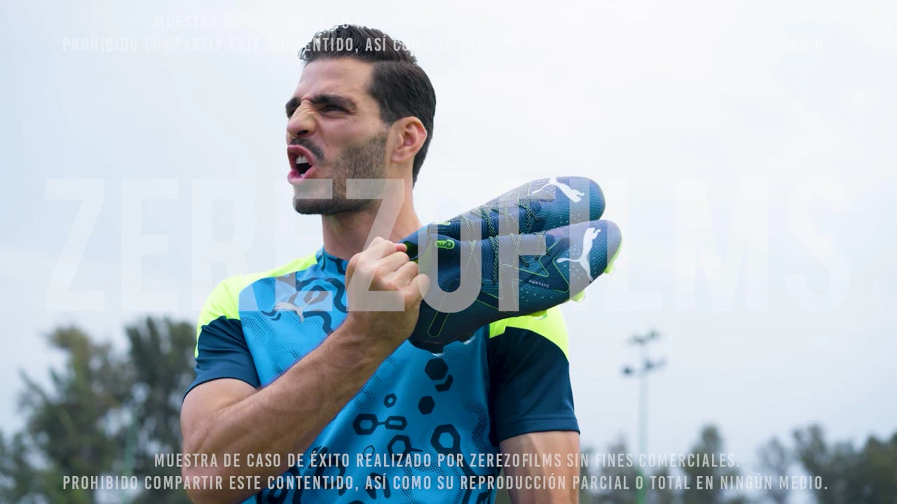 Puma Football Gear Up advertising spot produced by ZerezoFilms: footballers with the campaign gear